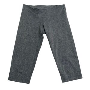 Lululemon gray crop leggings size 8